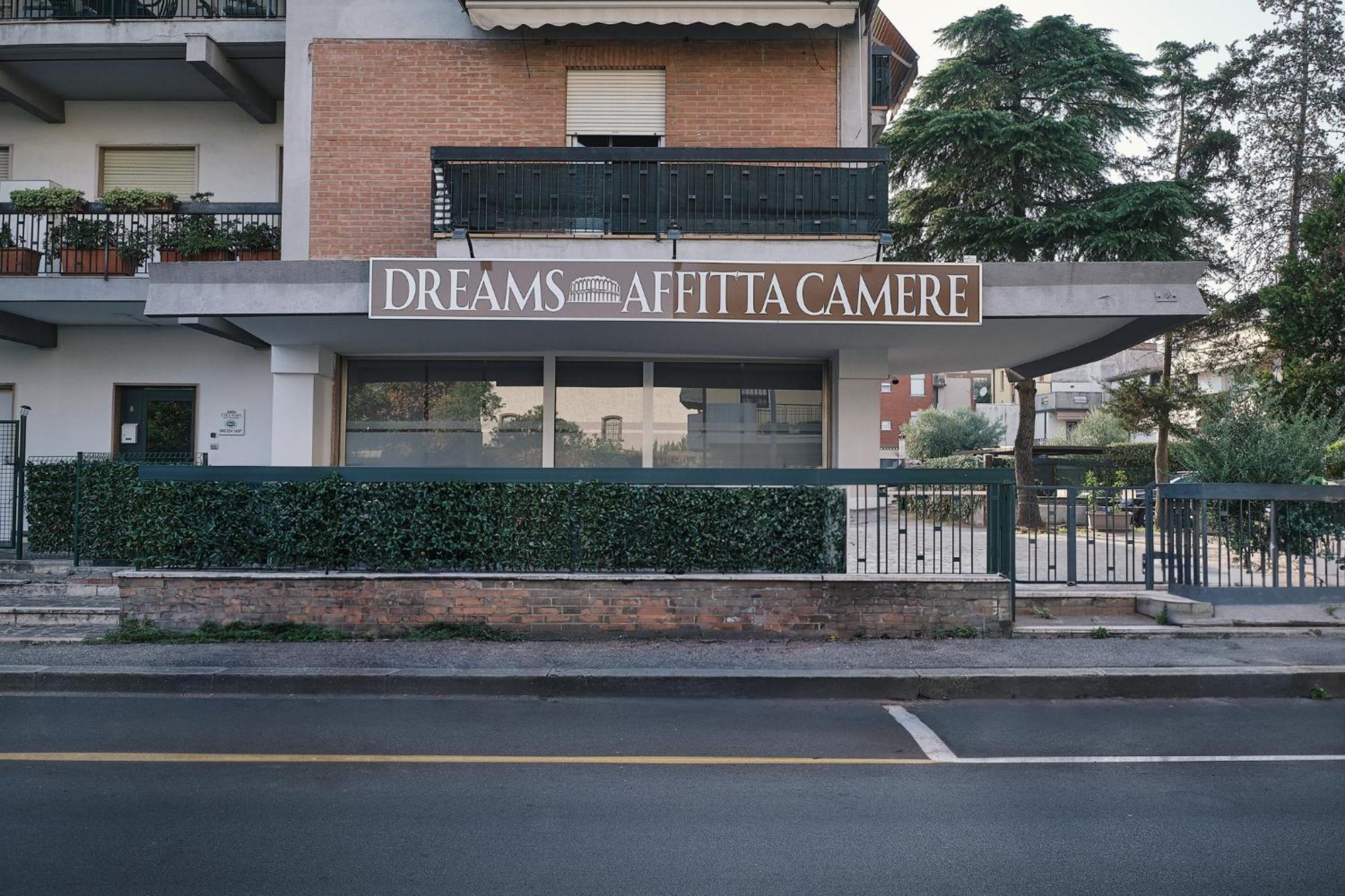 Dreams 维罗纳 外观 照片
